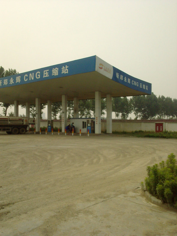 �������x